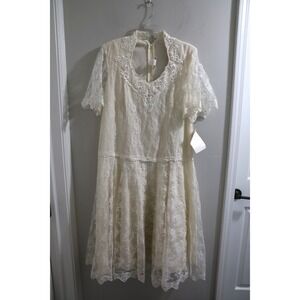 Juli Scott York Party Dress Lace Sheer Sleeve High Neck Vintage‎ Size 16